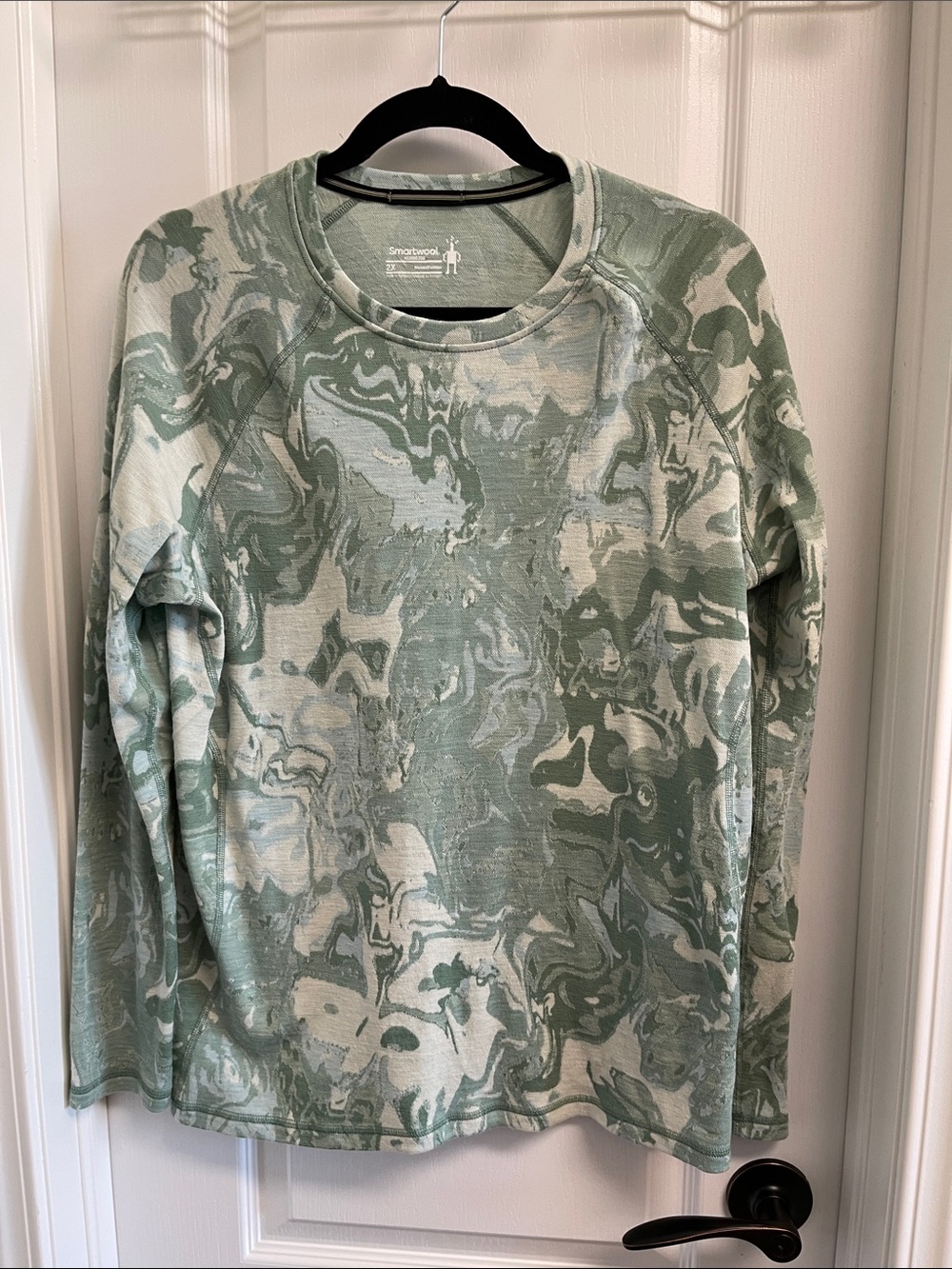 Smartwool women’s Long-Sleeve Marbled Crew – Sage & Cream